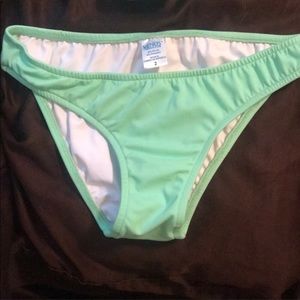 Venus scoop bottom size 2